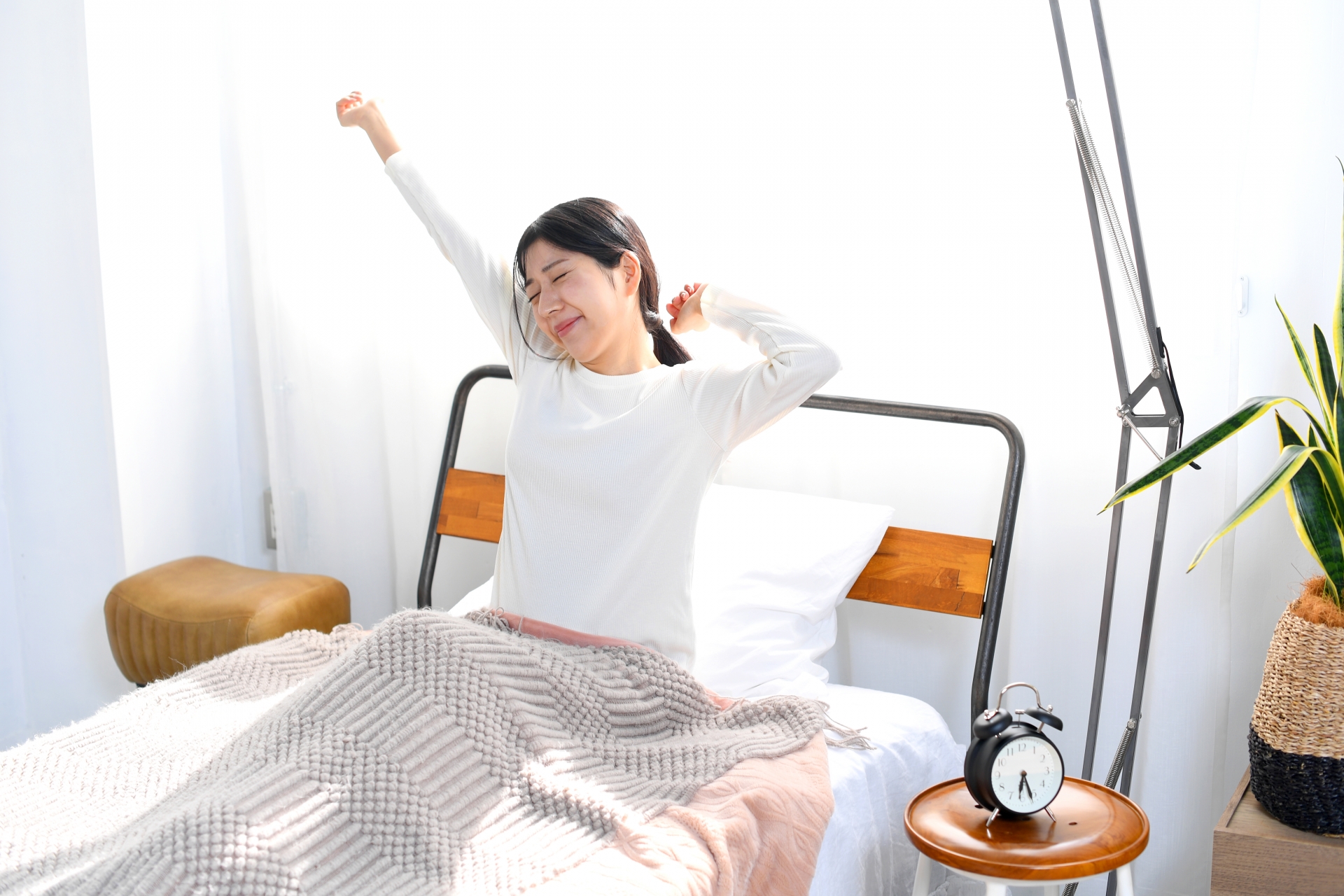 ストレスと不眠に関係はある？主な症状や原因について解説